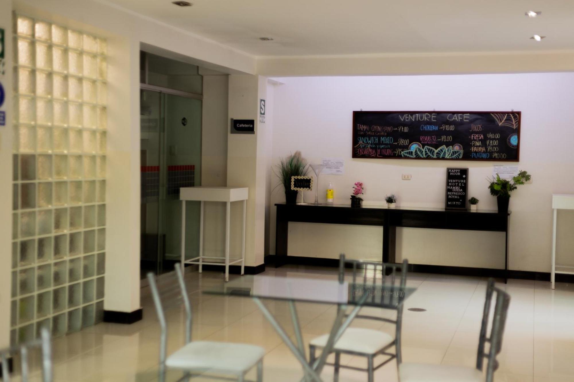 Hotel Venture 친차알타 외부 사진
